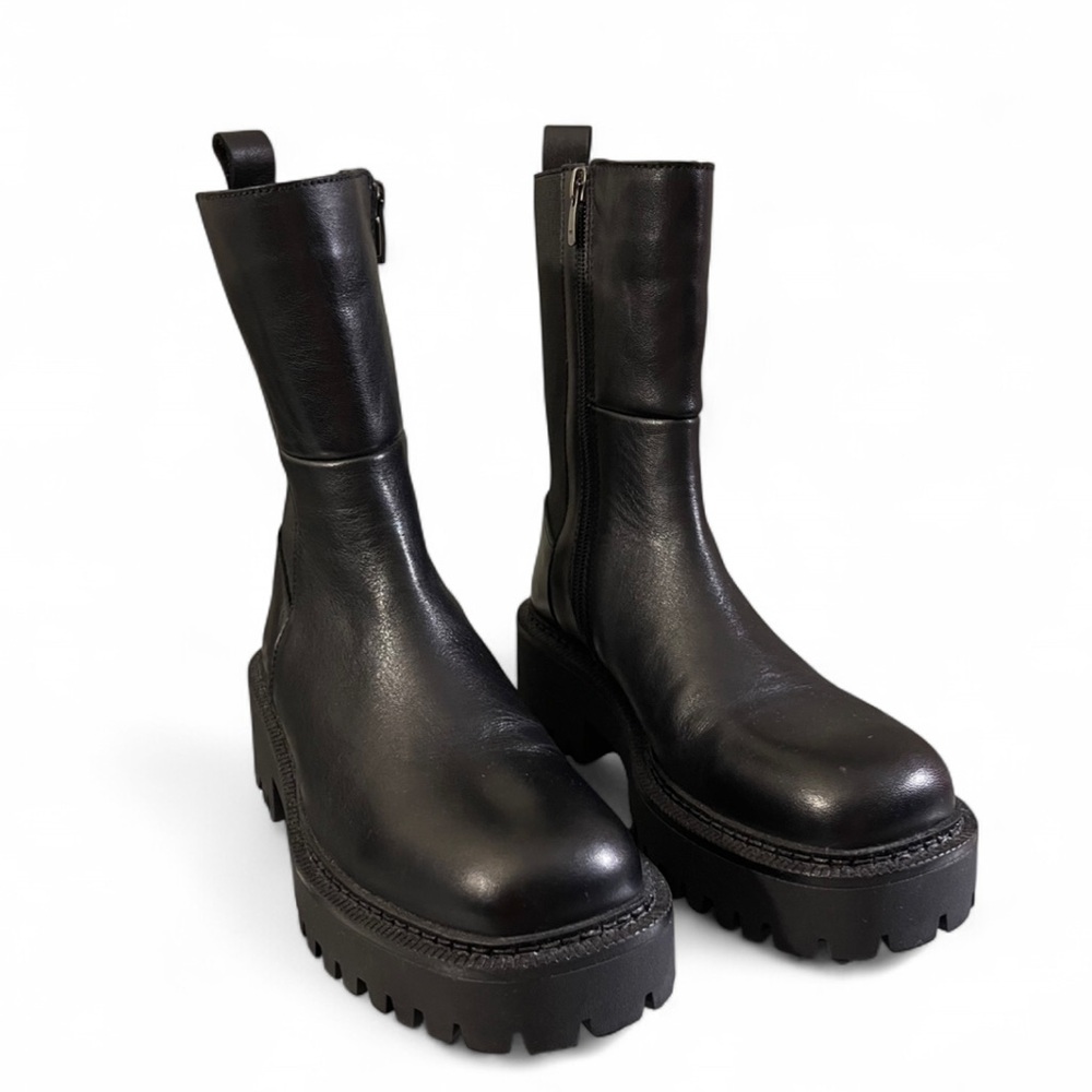 BRAND NEW! Steve Madden Black Leather Boots - Picture 1 of 6